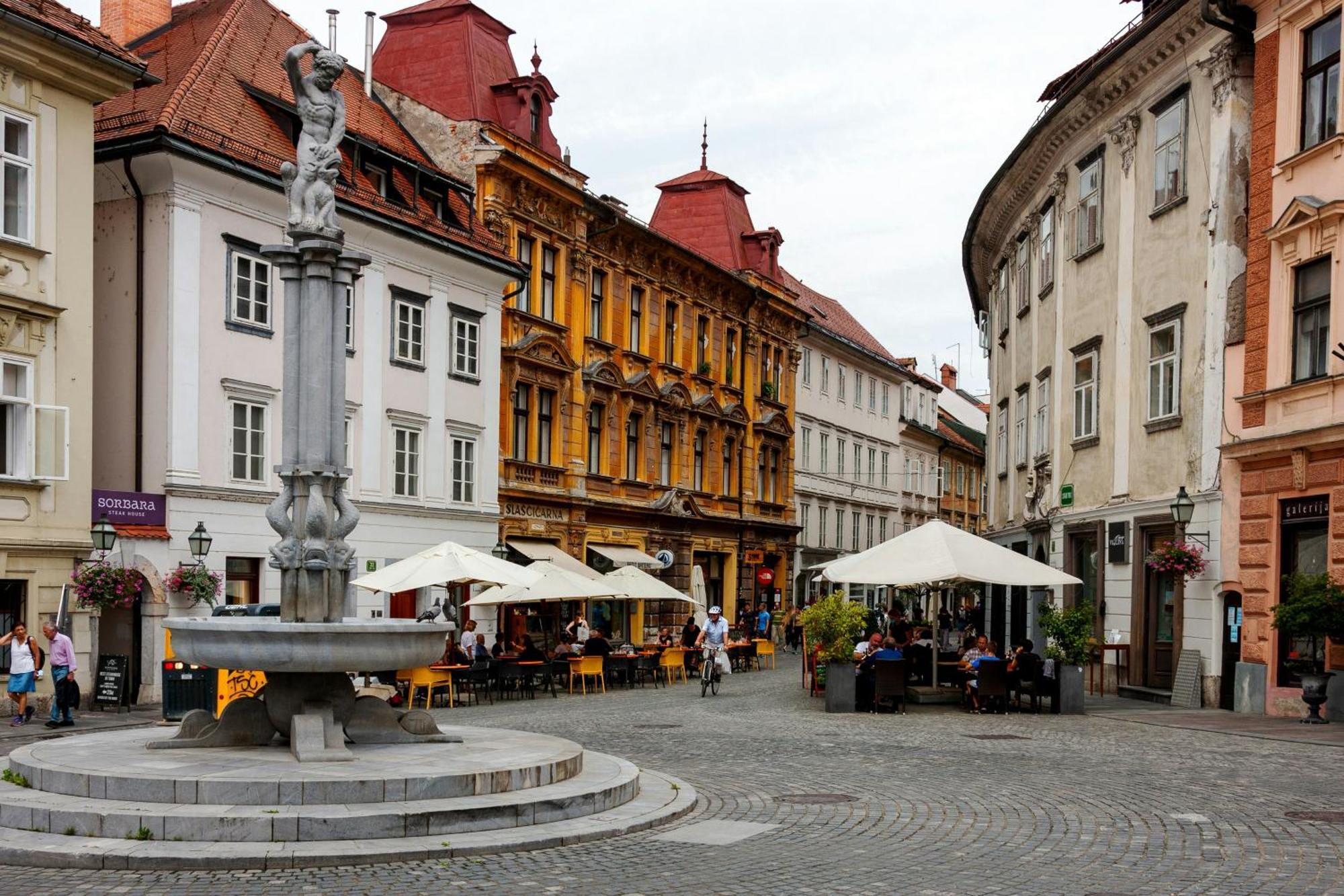 Ljubljana City Dragon Apartment Eksteriør bilde